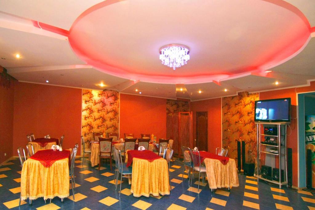 Admiral Hotel Skadovsʼk Extérieur photo