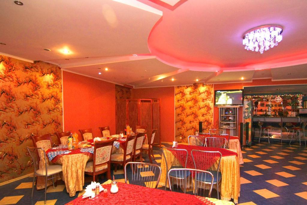 Admiral Hotel Skadovsʼk Extérieur photo