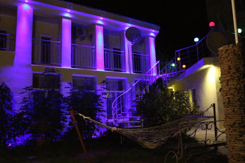 Admiral Hotel Skadovsʼk Extérieur photo